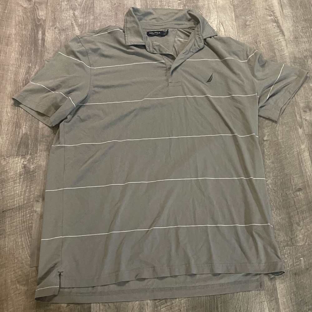 Men’s Nautica polo size extra large